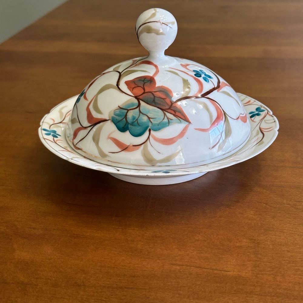 Porcelain Covered Dish